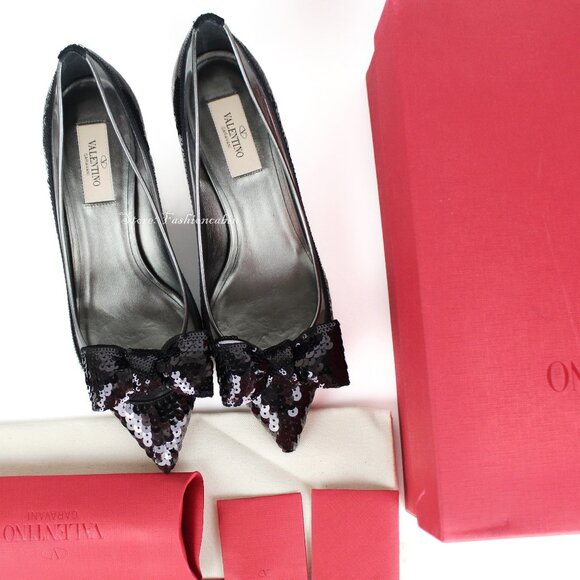 NEW Valentino Sequin Bow Pumps | Black Runway Heels – Party, Events, Date Night - Picture 1 of 16